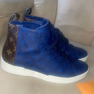 Mens Louis Vuitton sneakers